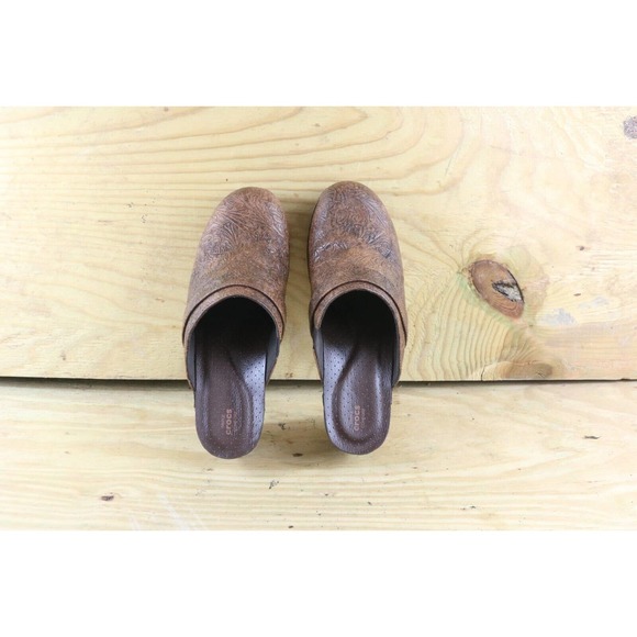 New Crocs Clogs Womens Sz11 Triple Dual Comfort Tooled Brown Shoes Flats Comfort - Picture 3 of 8
